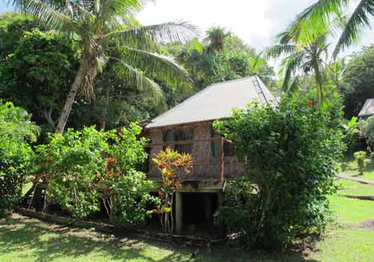 Sea-kayak Fiji | Tamarillo Active Travel